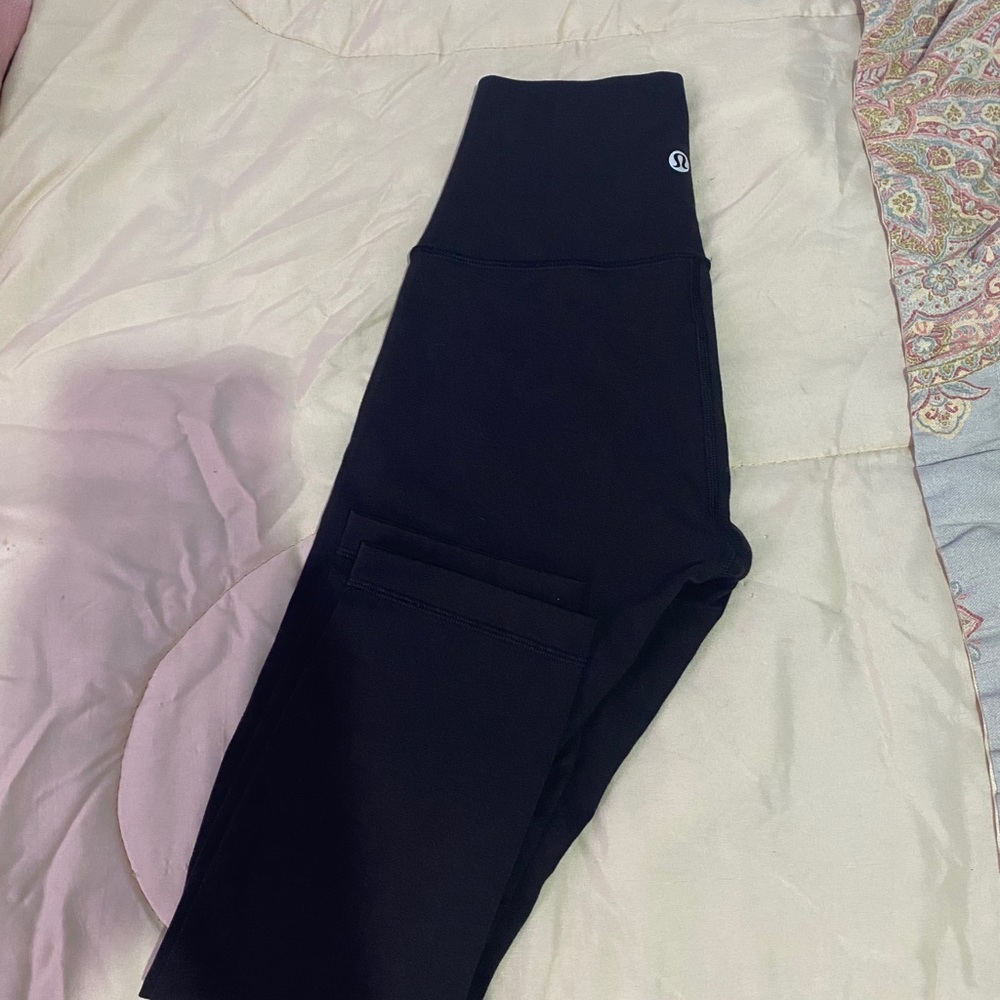 Lululemon capris size 2